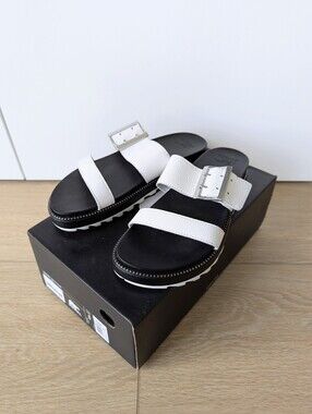 Sorel Roaming Buckle Leather Platform Slide Sandals – White, Women's 8